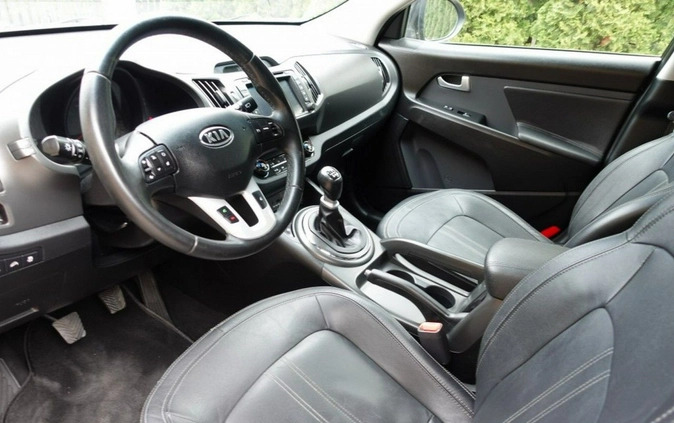 Kia Sportage cena 47900 przebieg: 167000, rok produkcji 2012 z Wyśmierzyce małe 352